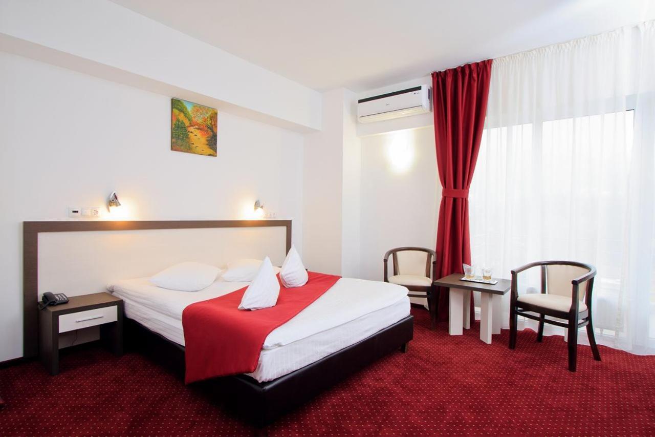 Hotel President Băile Olăneşti Exteriör bild